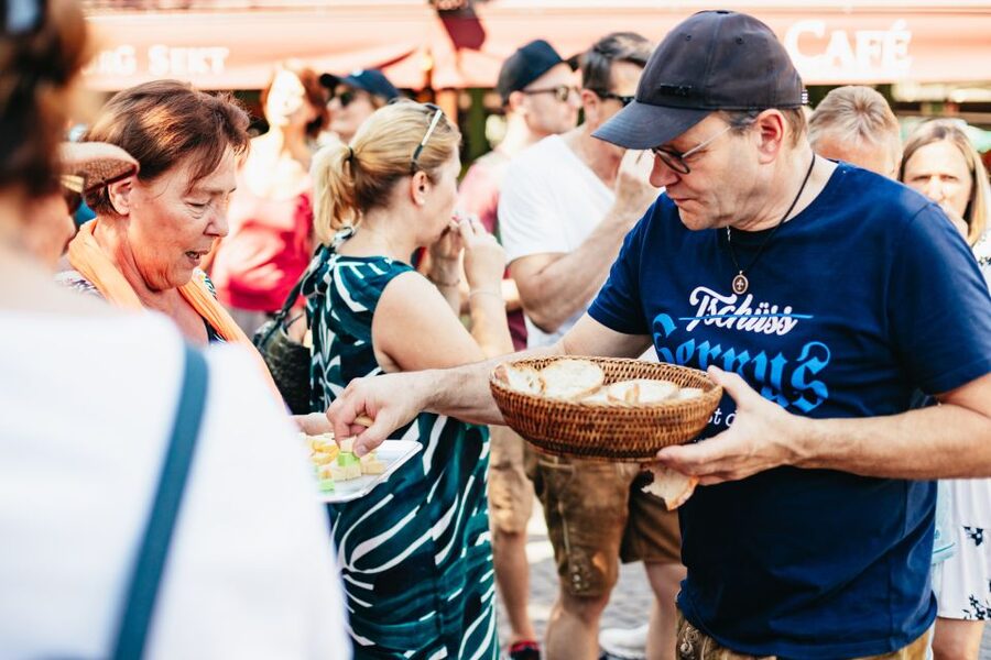 Munich: Viktualienmarkt Food Tour - Exotic Fruit and International Bites, With Context That Actually Helps