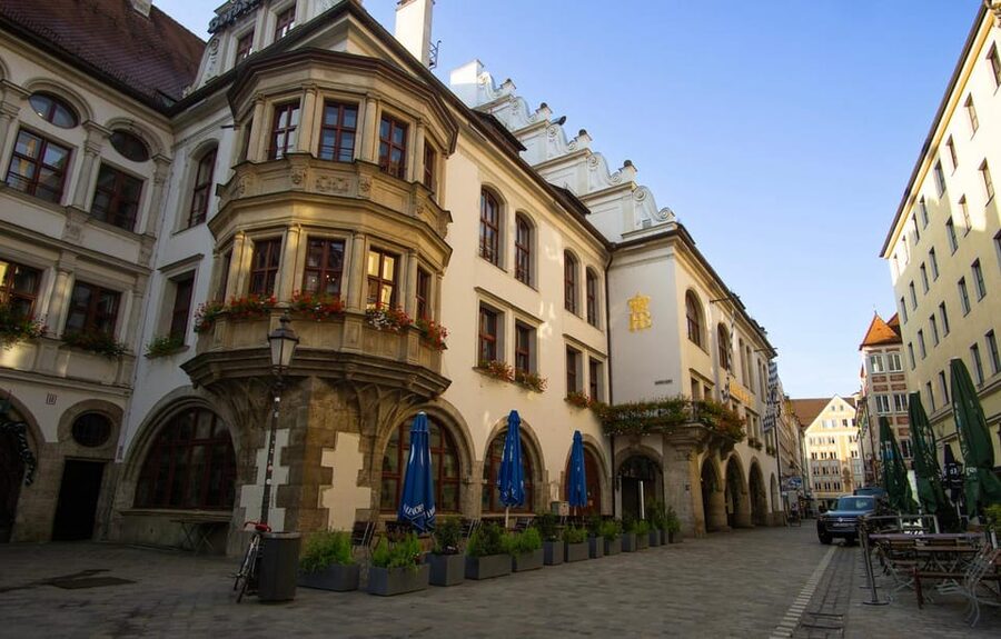 Munich: Walking tour of the old town with all your senses - Getting the “Traditions” Piece Right, Not Just the Facts