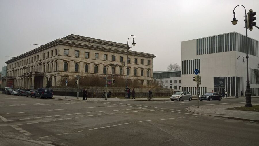 National Socialism WWII with licensed guide - private tour - Key points to know before you go