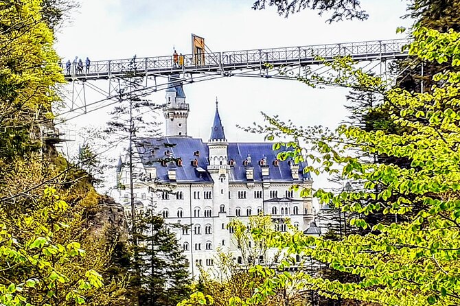 Neuschwanstein and Hohenschwangau Exclusive Skip-the-Crowds Tour - Optional Castle and Town Blocks: How the 9.5-hour vs 11-hour Choice Works