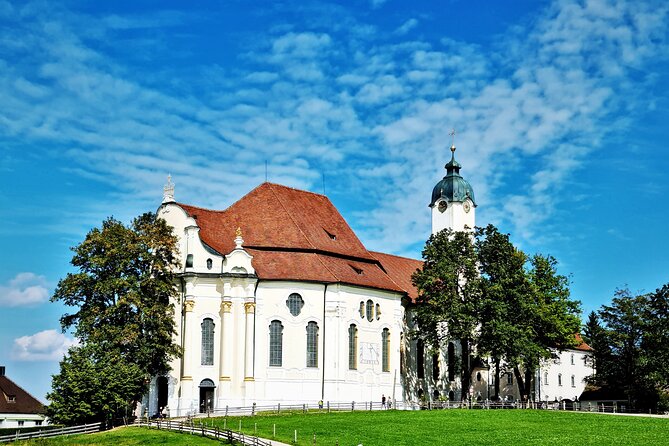 Neuschwanstein Castle Skip-the-Line Private Tour for Groups - Wieskirche in the Meadow: A Rococo Stop That Feels Like a Reset