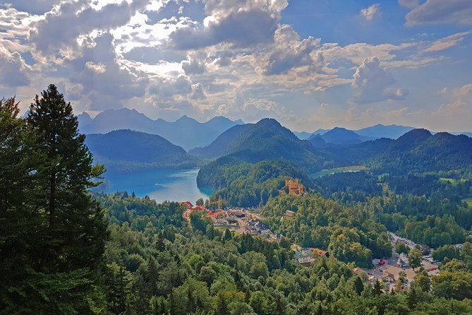 Neuschwanstein Castle Tour from Munich - Group Size and Guide Style: Why Organization Matters on This Route