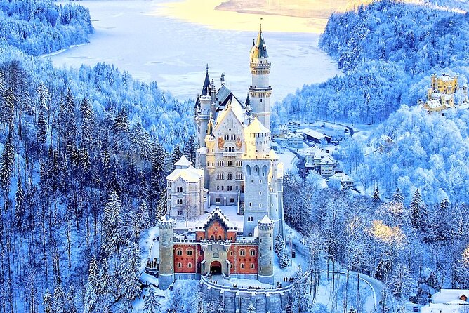 Neuschwanstein Exclusive Romantic Winter Tour INCL. TICKETS - Schwangau First: Choosing Your Castle Strategy in Winter