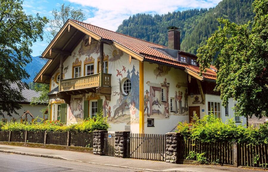 Oberammergau Private Guided Walking Tour - Märchenhäuser and Fairy-Tale Details You Can Actually Spot