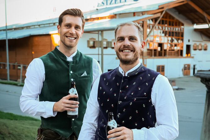 Oktoberfest Experience in Munich: Fun, Food, Beer & Seats - Meet at Burger King, then get your bearings fast