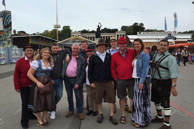 Oktoberfest Tour with table and unlimited beer - How much time you really get, and how to spend it well
