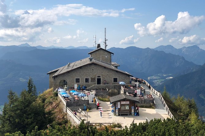 Private Eagle's Nest Tour from Munich ending in Salzburg - The Mercedes-Benz V-Class ride: why comfort actually changes the day