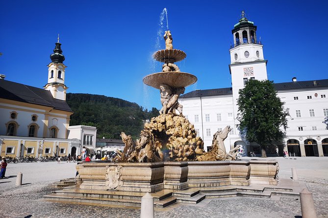 Private Eagles Nest & Salzburg Mini Van Tour incl. S.O.M sights - Salzburg Old Town Sights: Mozart, Getreide Gasse, Stiegl, and Sound of Music Stops