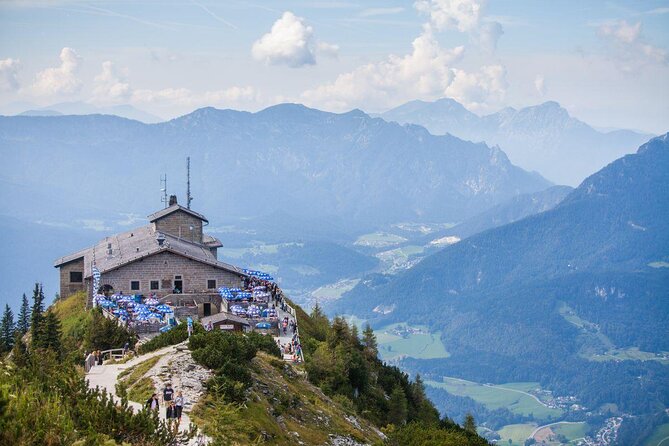 Private Eagles Nest & WWII Doku Center Tour incl. Tickets & Lunch - Key highlights