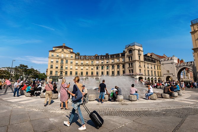 Private Munich Old Town Walking Tour - with optional Breakfast - The Royal Avenues Stroll and Bayerische Staatsoper