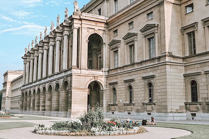 Private Munich Tour for History Buffs with Architectural Gems and WWII sites - How the guide keeps it personal, including when your feet need a break