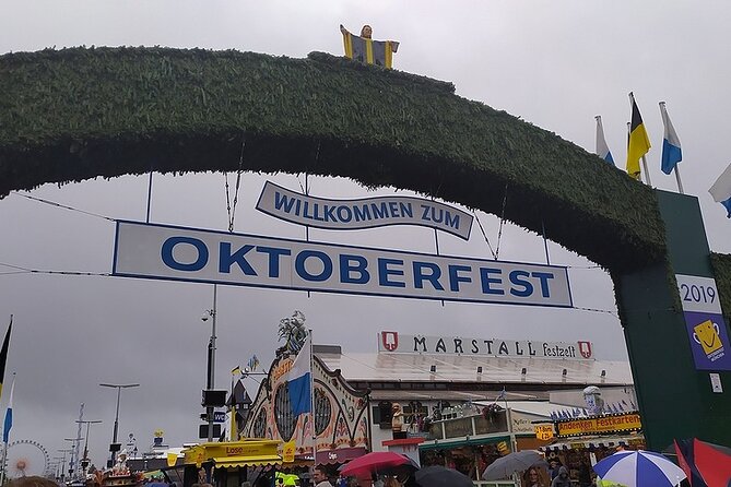 Private Oktoberfest: Lunch, Beer & Bavarian Gemütlichkeit - The Marienplatz to Theresienwiese Lead-In, With Sepp Handling Timing