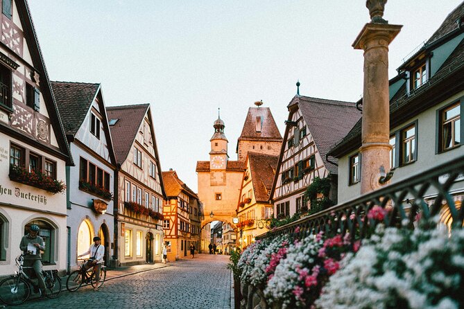 Private tour from Munich to Rothenburg and Harburg - A comfortable private day from Munich to two medieval towns