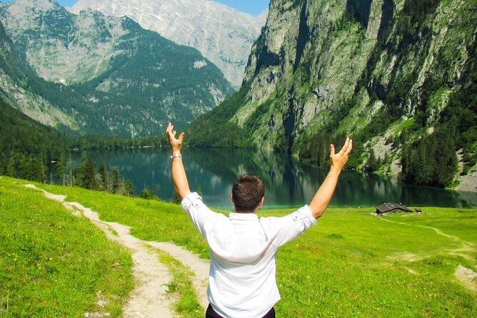 Private TOUR Munich > Eagle Nest > Königssee > Salzburg > Munich - Königssee boat time: St Bartholomew’s Church and the quiet water