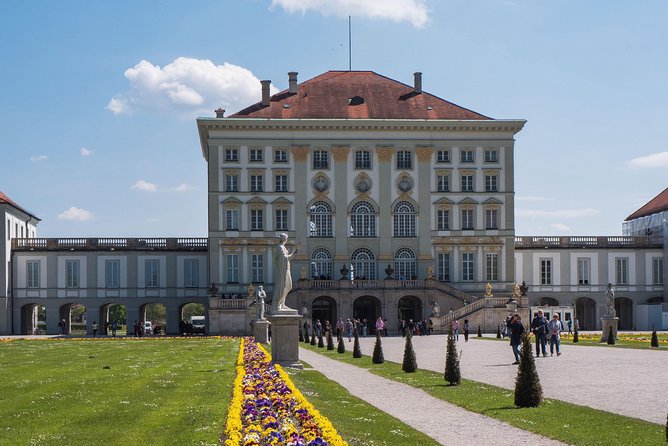 Private Tour of Nymphenburg Palace and Gardens - Meeting at Hauptbahnhof and using public transport the smart way
