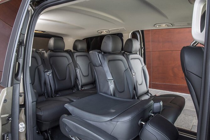 Private Transfer from Munich Airport to Munich City by Luxury Van - Skipping the Airport Shop and Currency Stress