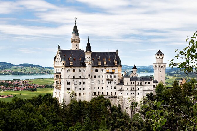 Private Van Tour to Royal Castle of Neuschwanstein from Munich - Uffing and Rottenbuch: photo stops that feel like real Bavaria