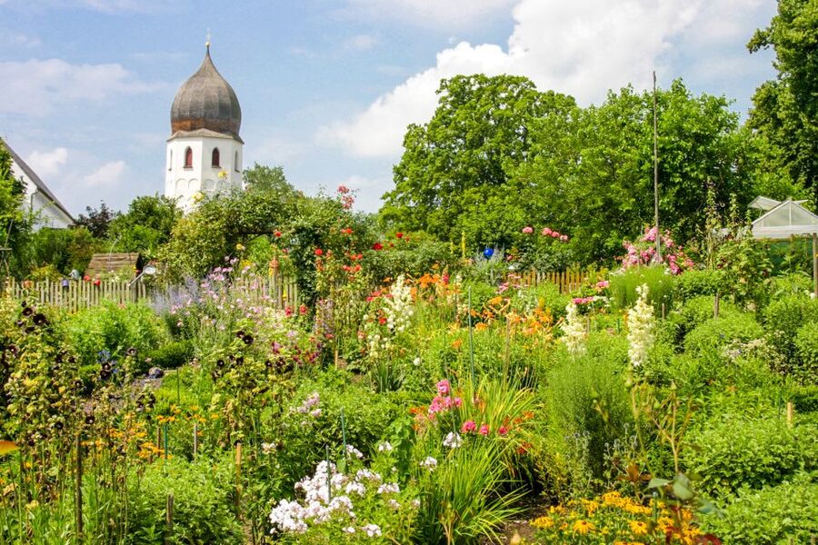 Private Van Tour to the Royal Palace of Herrenchiemsee - Chiemsee by van and boat: the rhythm of the day