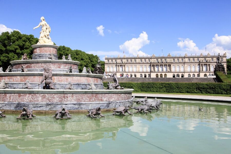 Private Van Tour to the Royal Palace of Herrenchiemsee - Practical tips: what to bring, and who should choose something else