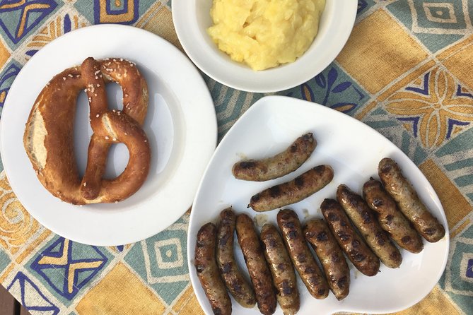 Private - Viktualienmarkt Food Tour and Beyond - best Munich tastings - Stop 1: Cafe Frischhut Schmalznudel, Fried Right in Front of You