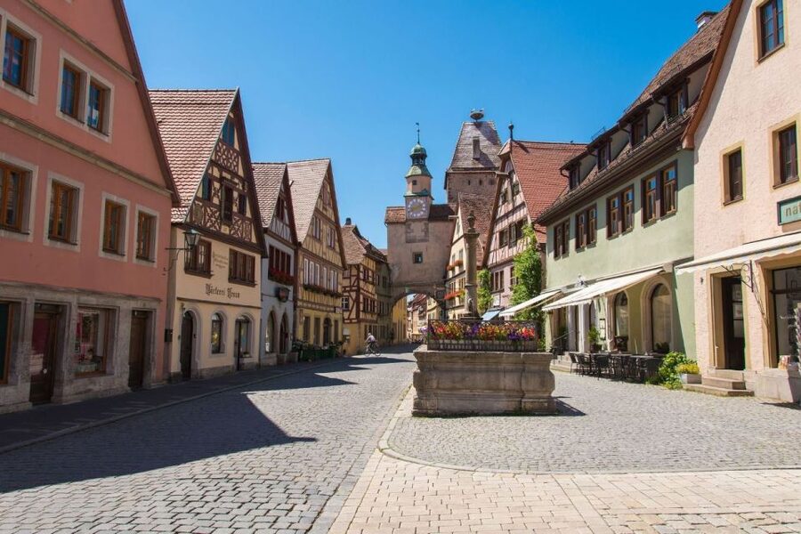 Rothenburg ob der Tauber: Private Guided Walking Tour - The Market Square and Town Hall: The Town’s Center of Gravity