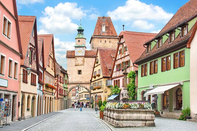 Rothenburg Scavenger Hunt and Sights Self-Guided Tour - The Scavenger Hunt Format, Find-Hints, Questions, and Photo Prompts