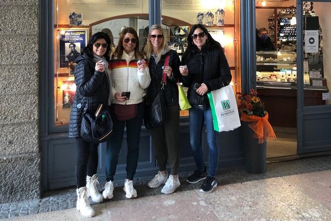 Salzburg History & Food Private Tour with Munich train add-on - Salzburger Altstadt walk with food built into the sightseeing