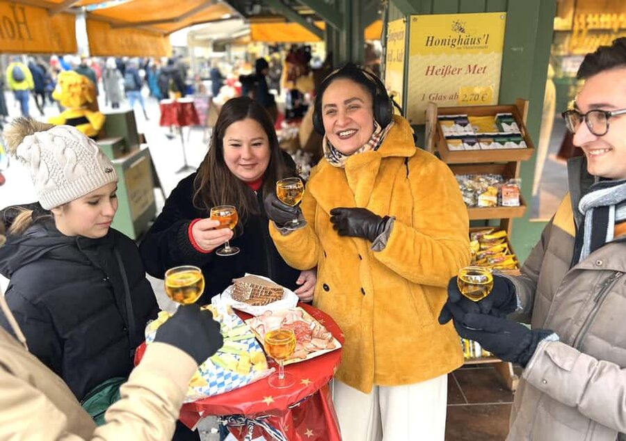 Secret Food Tours Munich - Beerhall sample and Munich brewing history stories