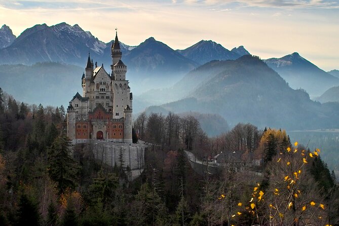 Skip The Line Neuschwanstein Castle Tour from Hohenschwangau - Schloss Neuschwanstein: Skip-the-Line Entry and How You Hear the Story