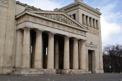 Small-Group 2-Hour Munich and The Third Reich Walking Tour