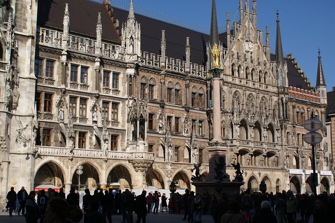 Small-Group 2-Hour Munich and The Third Reich Walking Tour - Hofbräuhaus and the role of the beer hall in Nazi momentum