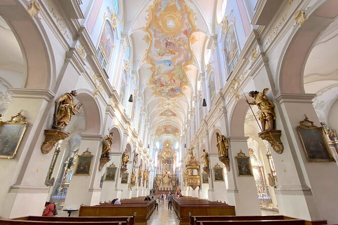 Ten Munich Old town Sights in a Private Express Walking Tour - Key highlights you will feel in your feet (and your head)