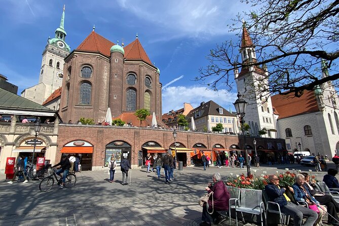 Ten Munich Old town Sights in a Private Express Walking Tour - Stop 1: Old Town Hall tower, salt, and the monk tied to Munich’s name