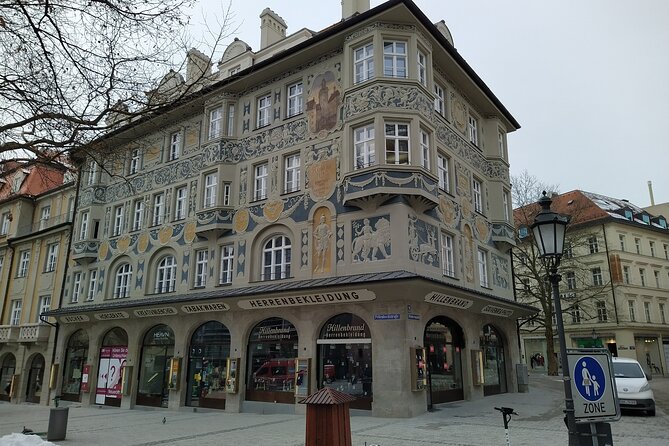 Third Reich - Facts about WWII : Small Group Walking tour - Stop 6: Briennerstrasse 7 and Haus der Deutsche Ärzte