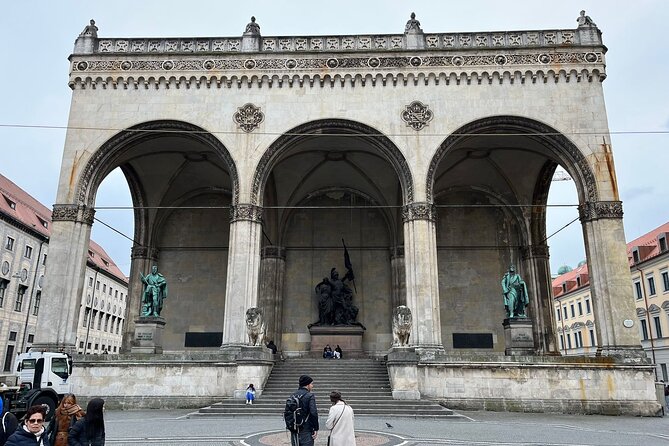 Walking Tour on Origins of Nazism in Munich - English - Start at Marienplatz, then follow the power from streets to symbols