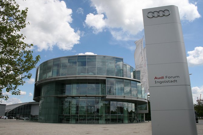 Wright Europe Vacations - Private Escorted Auto Tours - BMW Day in Munich: Plant, BMW Welt, and the Museum Hours